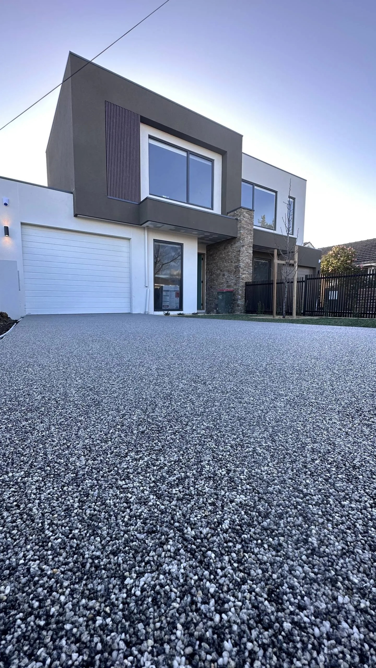 Natural stone driveway by Quartz Coatings